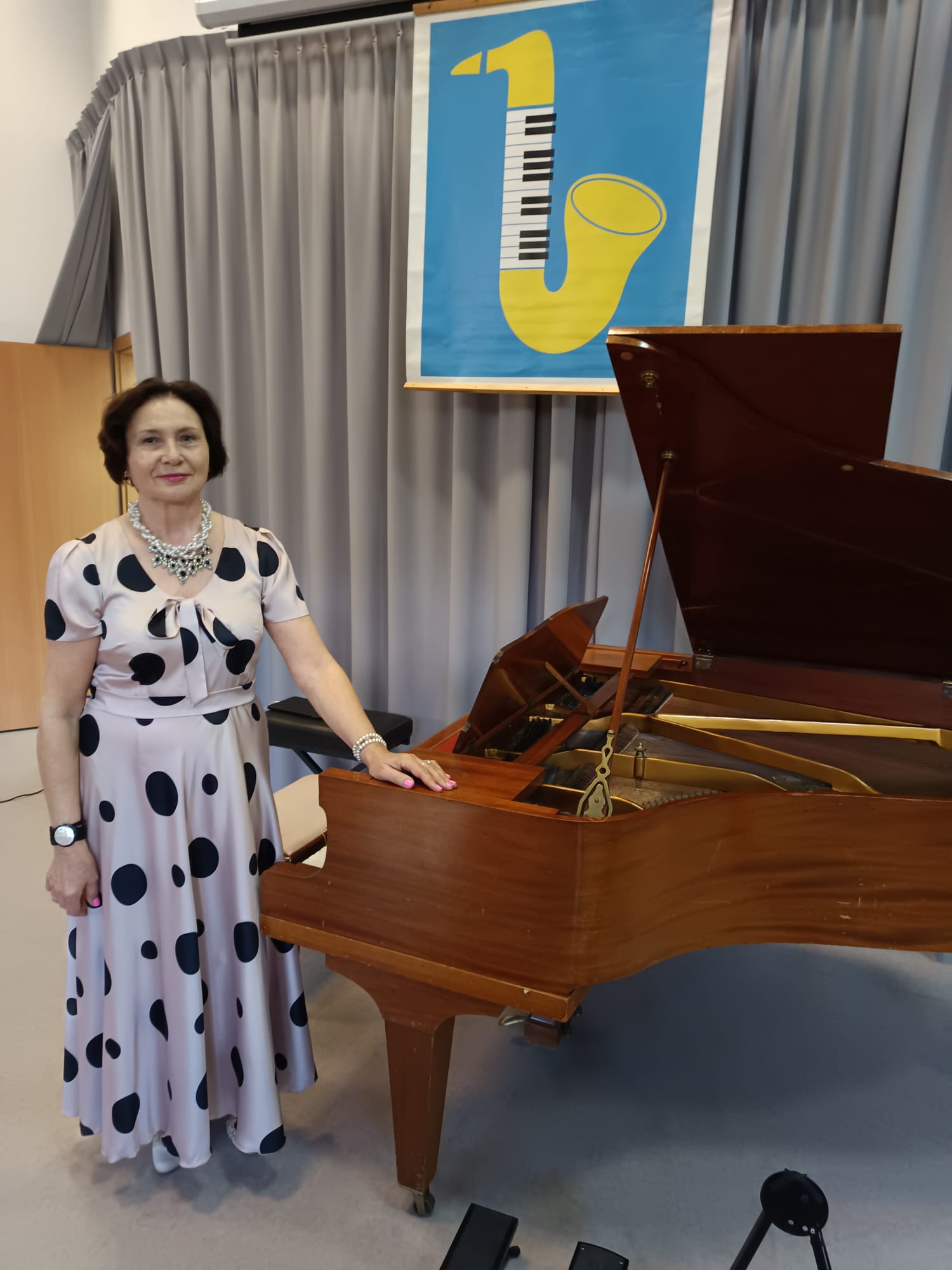 3b1f7d06-504b-4a00-b56e-393188944e22