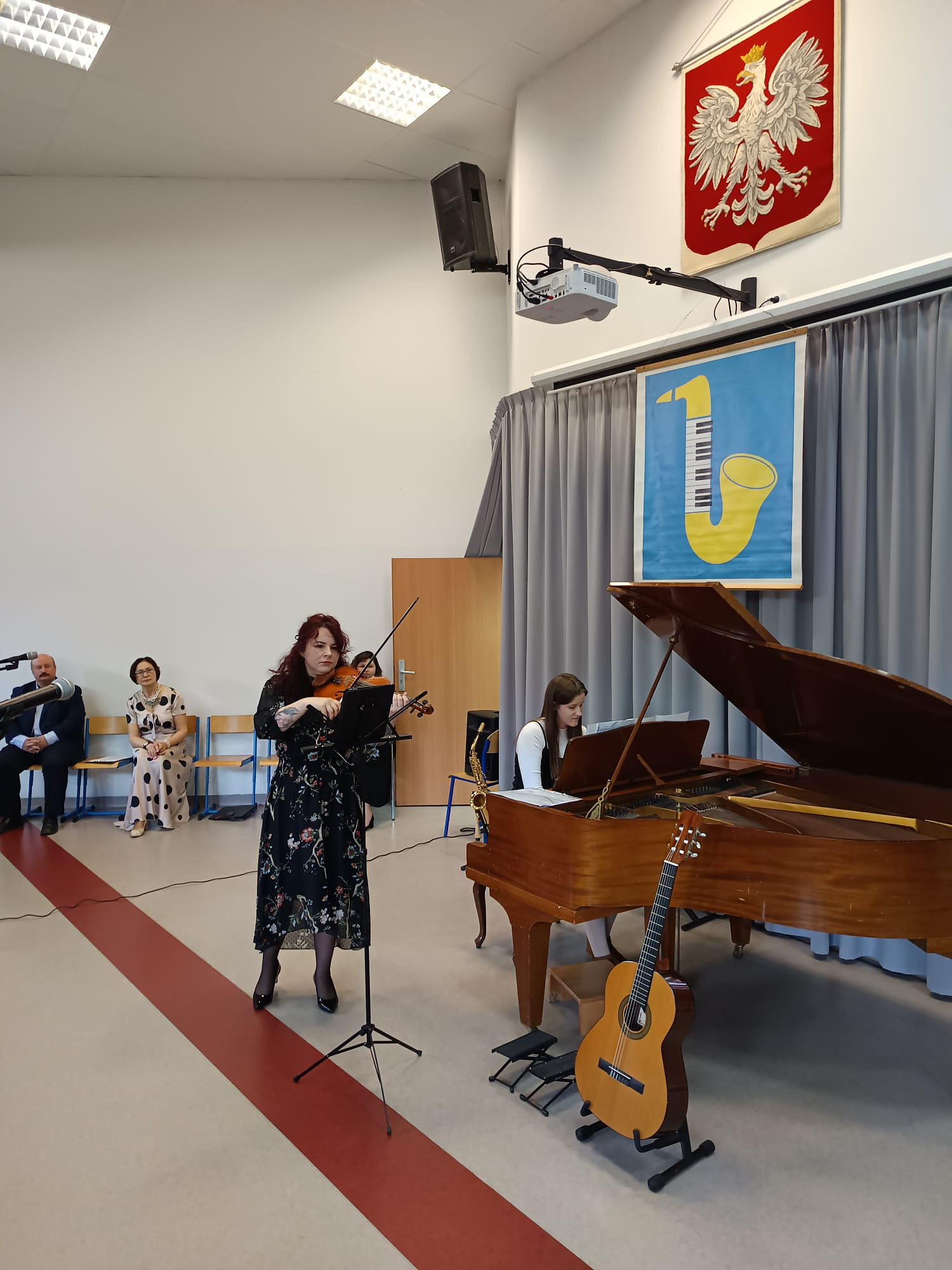 8A70BD21-52A0-44F5-B3AF-D513AFACDAA3